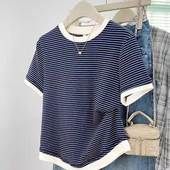 Womens Striped Loose-fitting Slimming Casual Top