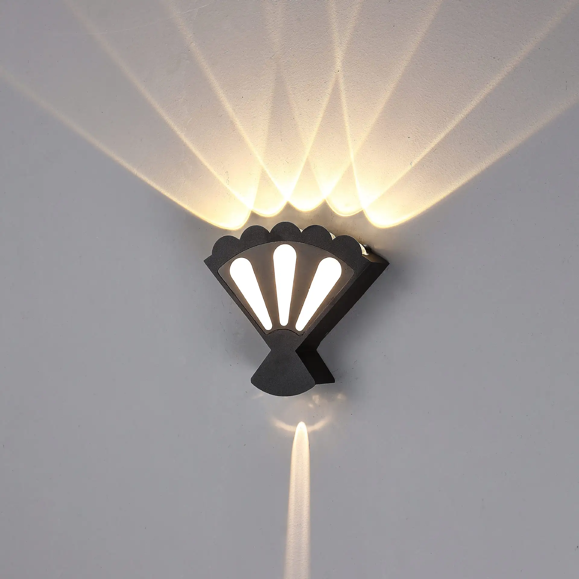 Household LED Simple Modern Wall Lamp