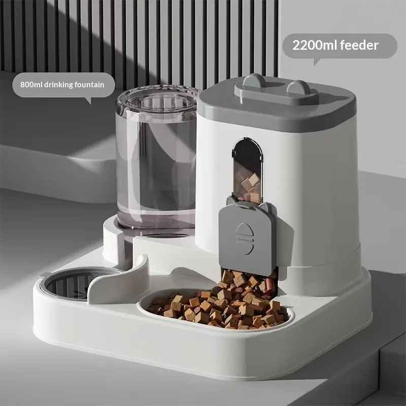 Pet Drinking And Feeding Station With Automatic Water Circulation