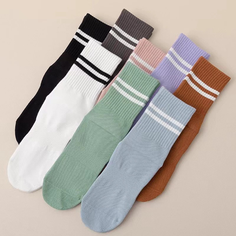 Sweat-Wicking Long Running Socks for Women, Mid-Calf