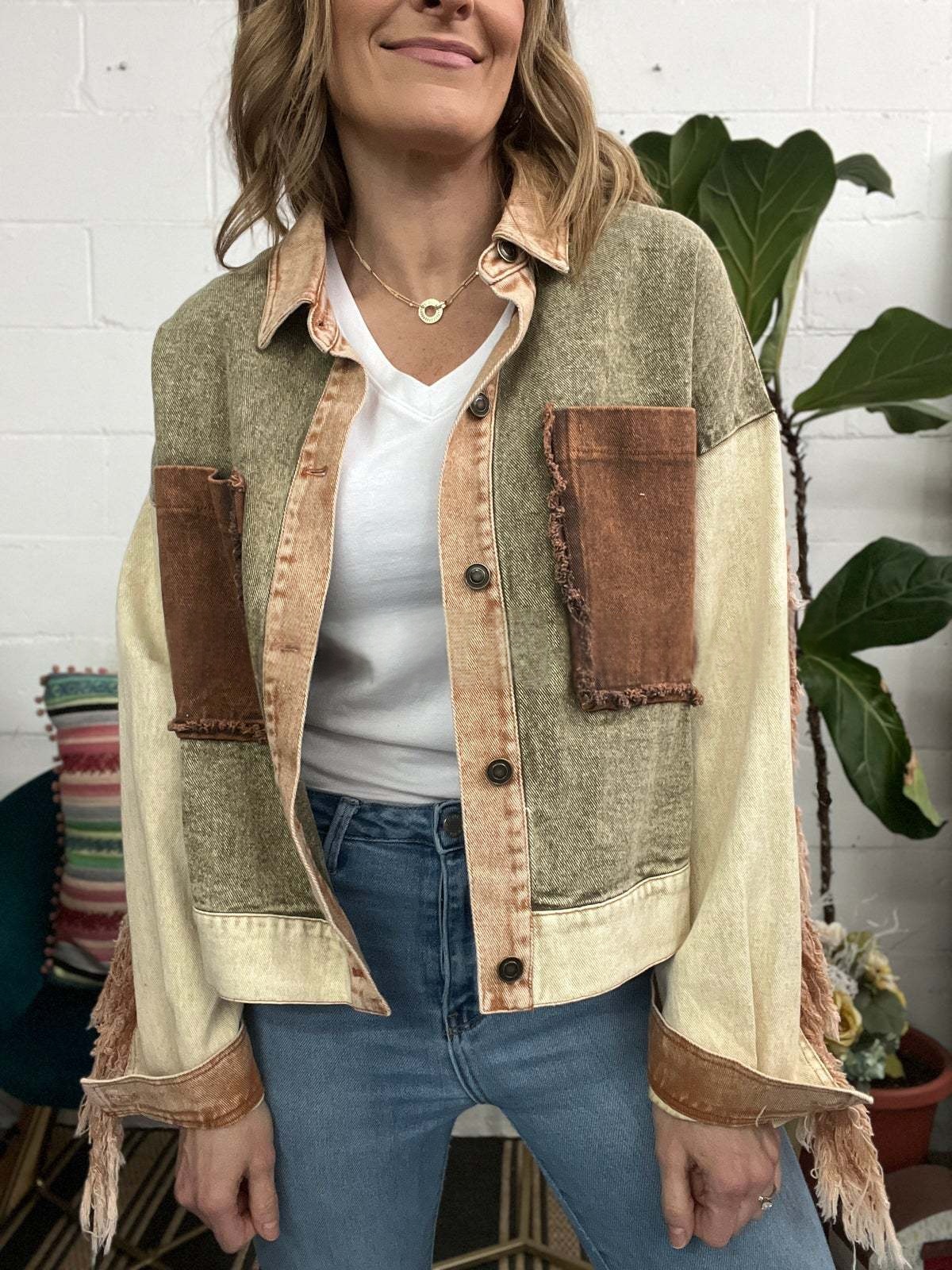 Fashionable Fringed Raw-edge Design Washed Contrast-color Work Jacket 4