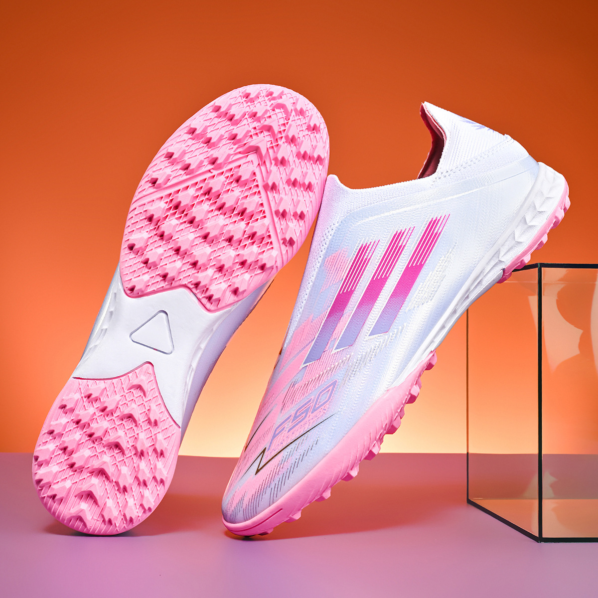 Low-cut Long-stud Outdoor Soccer Cleats 12 Low-cut Long-stud Outdoor Soccer Cleats