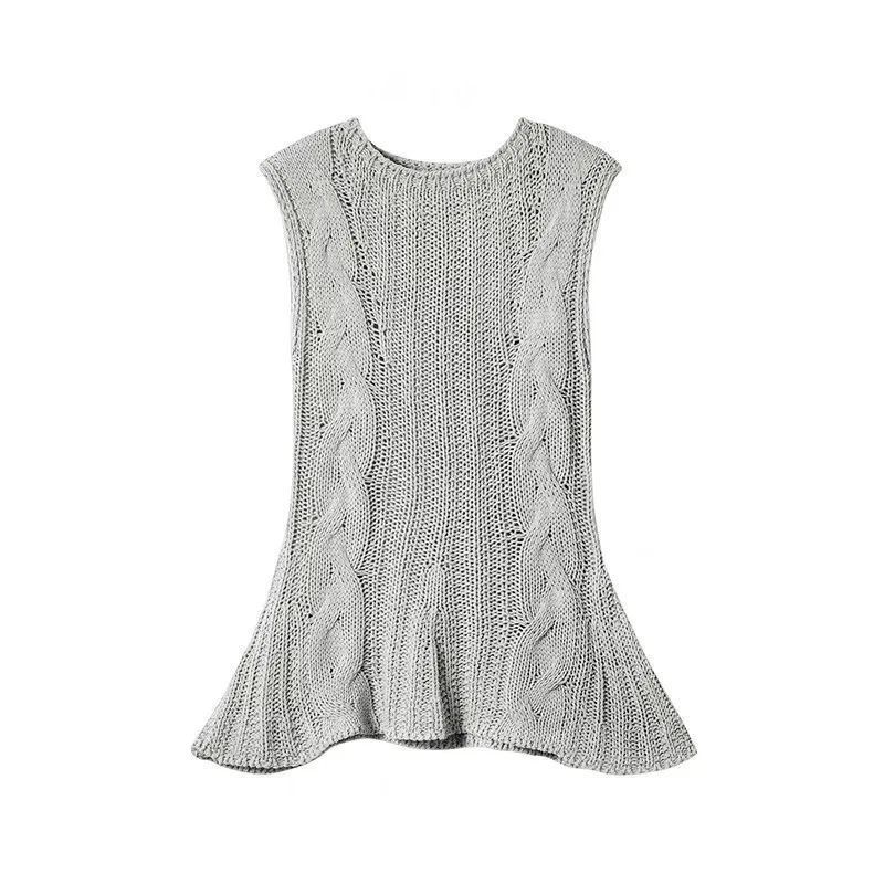 Waist-Cinching Cable Knit Sleeveless Vest - Slim Fit