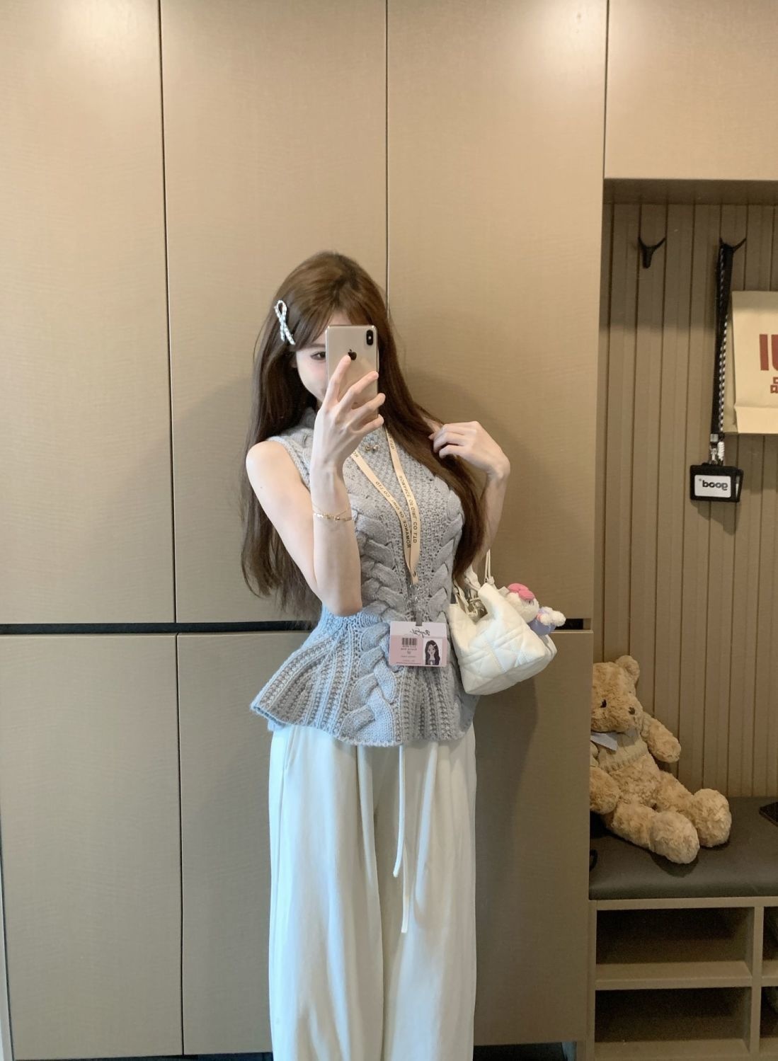 Waist-Cinching Cable Knit Sleeveless Vest - Slim Fit