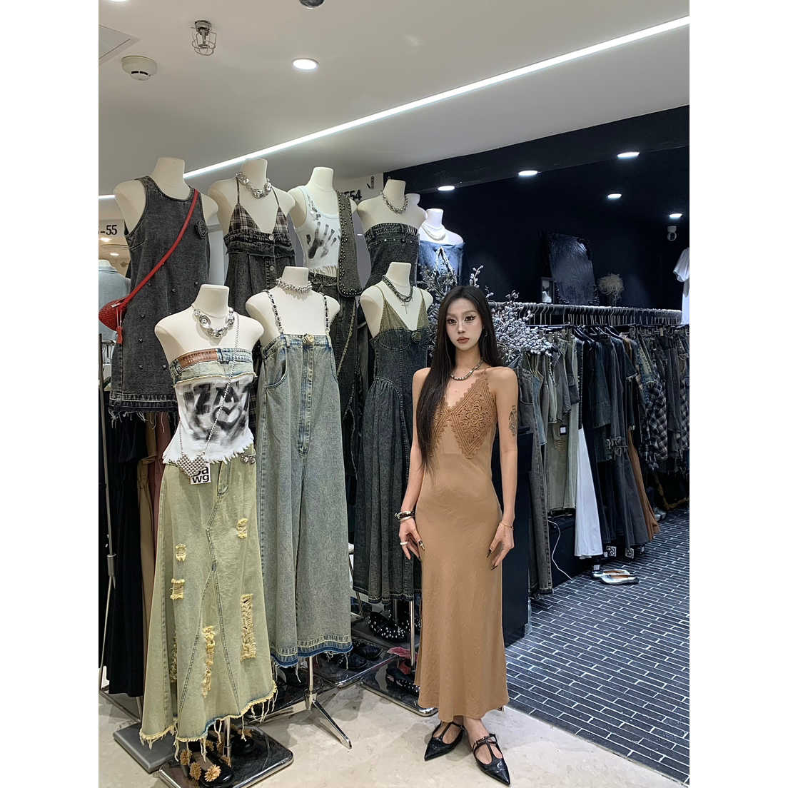 Lace Embroidered Temperament Dress Woman 3