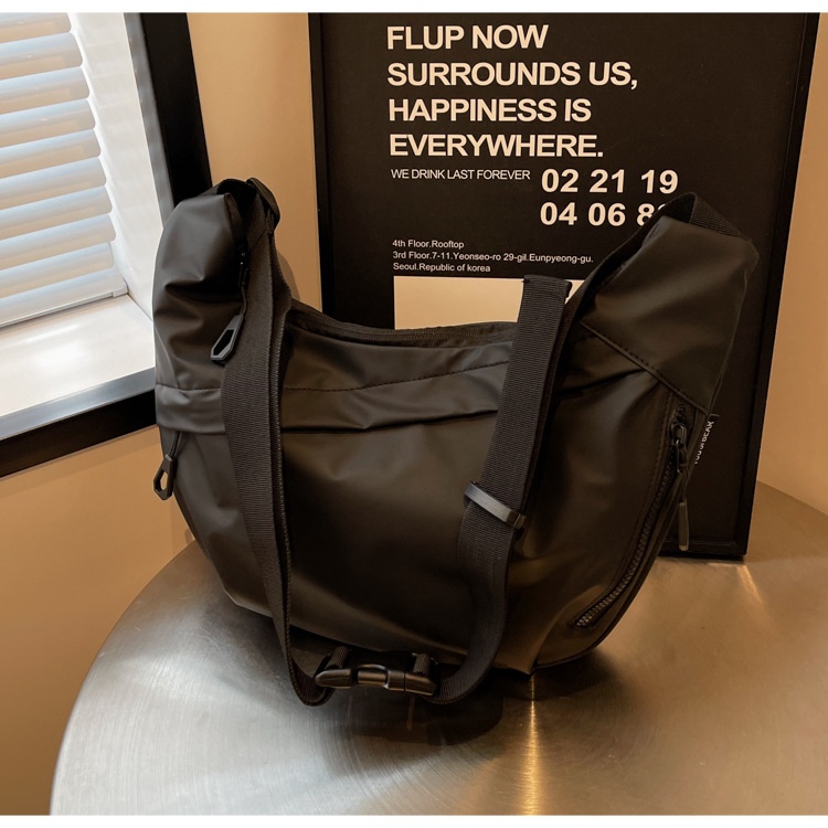 Large-Capacity Oxford Cloth Shoulder Crossbody Bag 34 8331036d 5211 4972 82f3 479d1ed5a9b9 trans