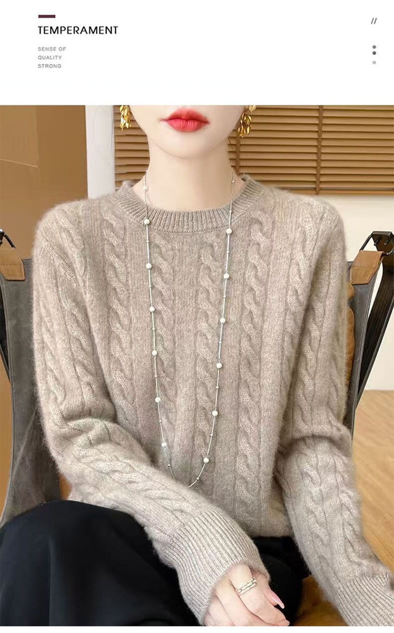 Loose And Sweet Cable-knit Crewneck Sweater Loose And Sweet Cable-knit Crewneck Sweater