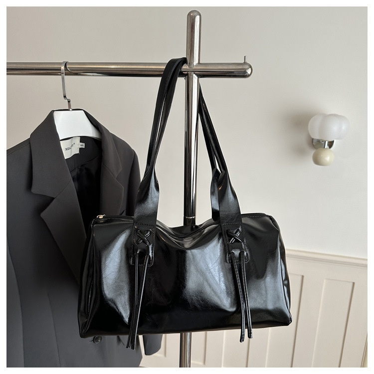 Large-capacity Tote Bag 36 193e2e1f e052 40e2 b2b8 75f695187d41 trans