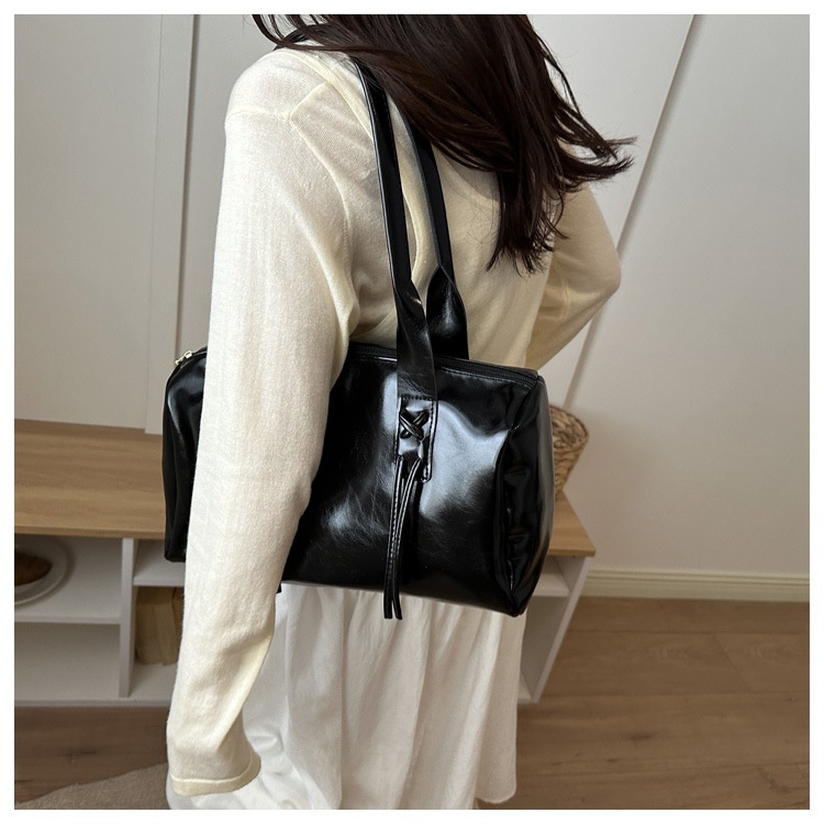 Large-capacity Tote Bag 39 48c61dba 288d 4889 8684 315602086e08 trans