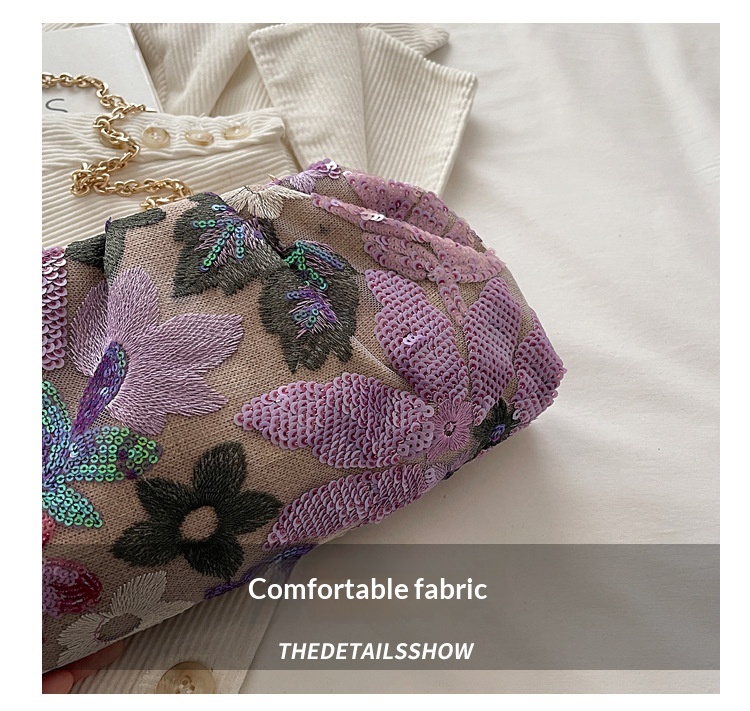 Chain-Strap Embroidered Fashion Clutch Bag 26 d2d2be6b 84c6 4073 ab43 7c2dfd6e6d3c trans