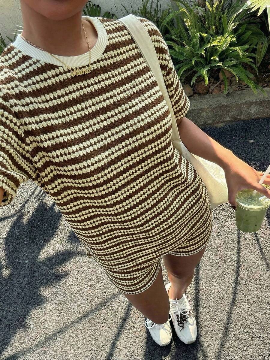 Women's crew-neck spliced set in khaki, casual weekend styling