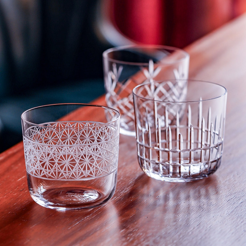 Hand-Carved Floral Design Series Classic Crystal Whiskey Glasses