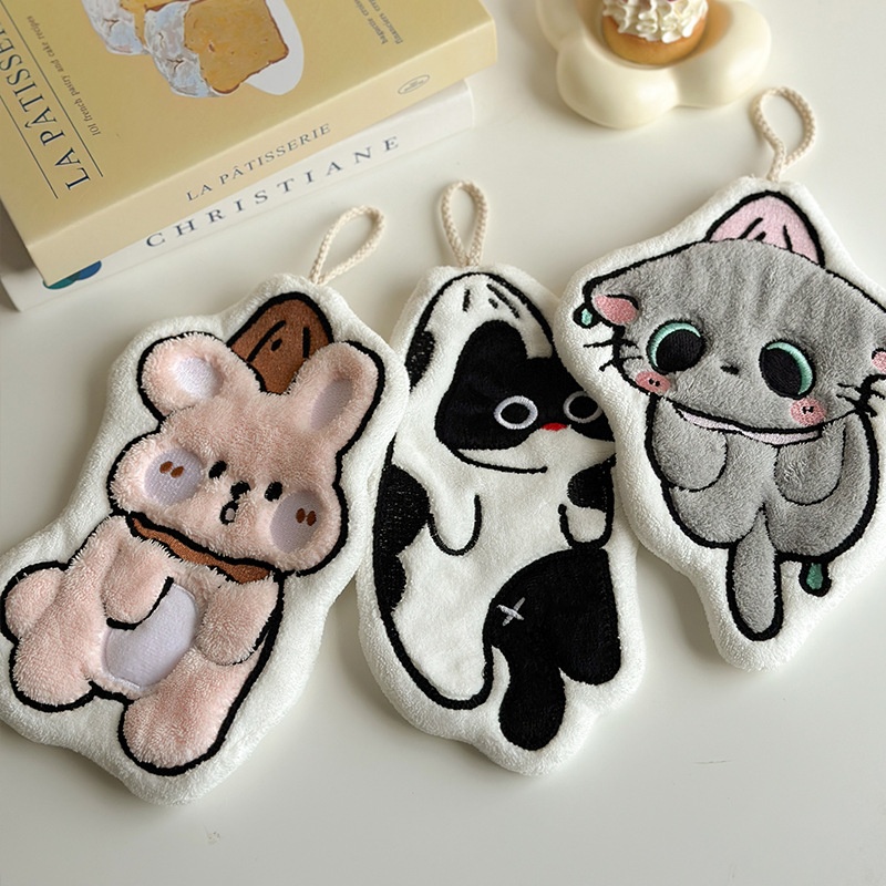 Water-Absorbent, Thickened Coral Fleece Cartoon Black Cat Hand Towel
