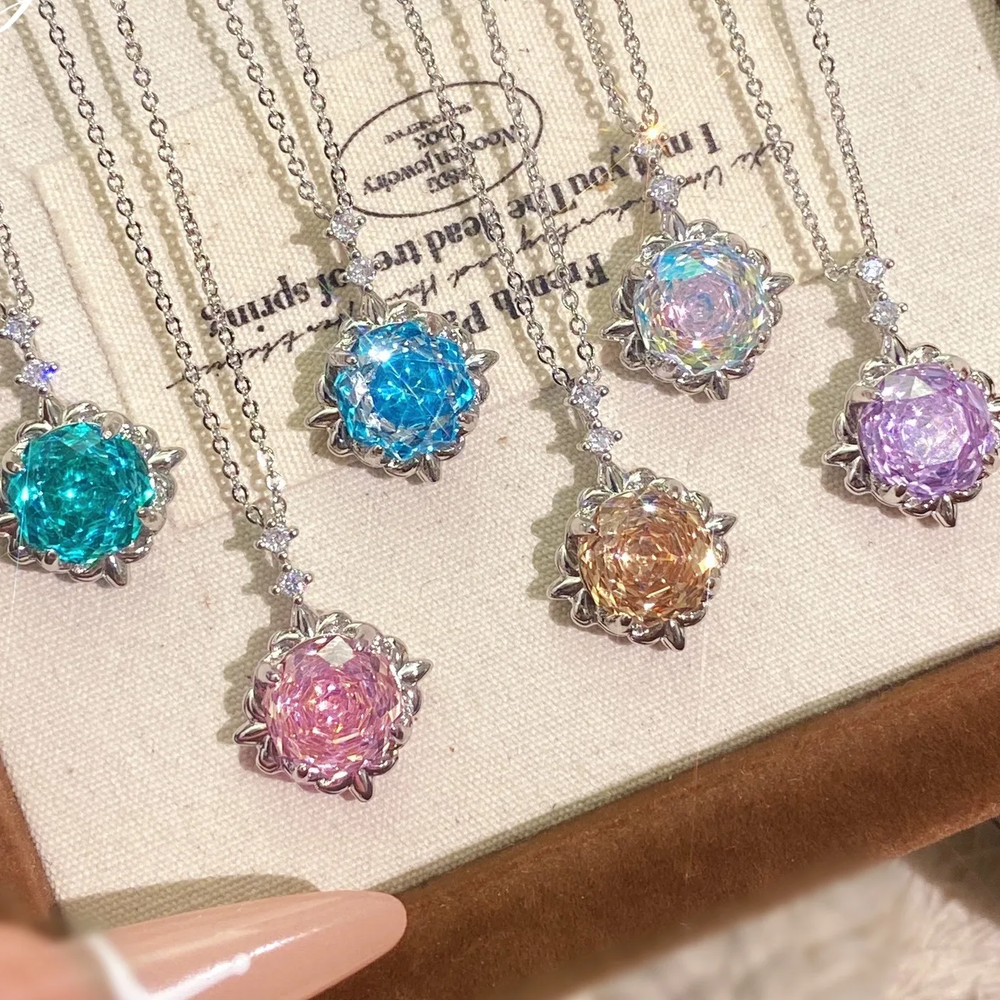 Inlaid High-Carbon Diamond Rose-Cut Aquamarine Pendant