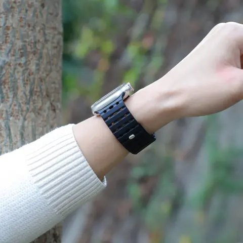 Breathable Magnetic-Attachment Perforated Watch Strap