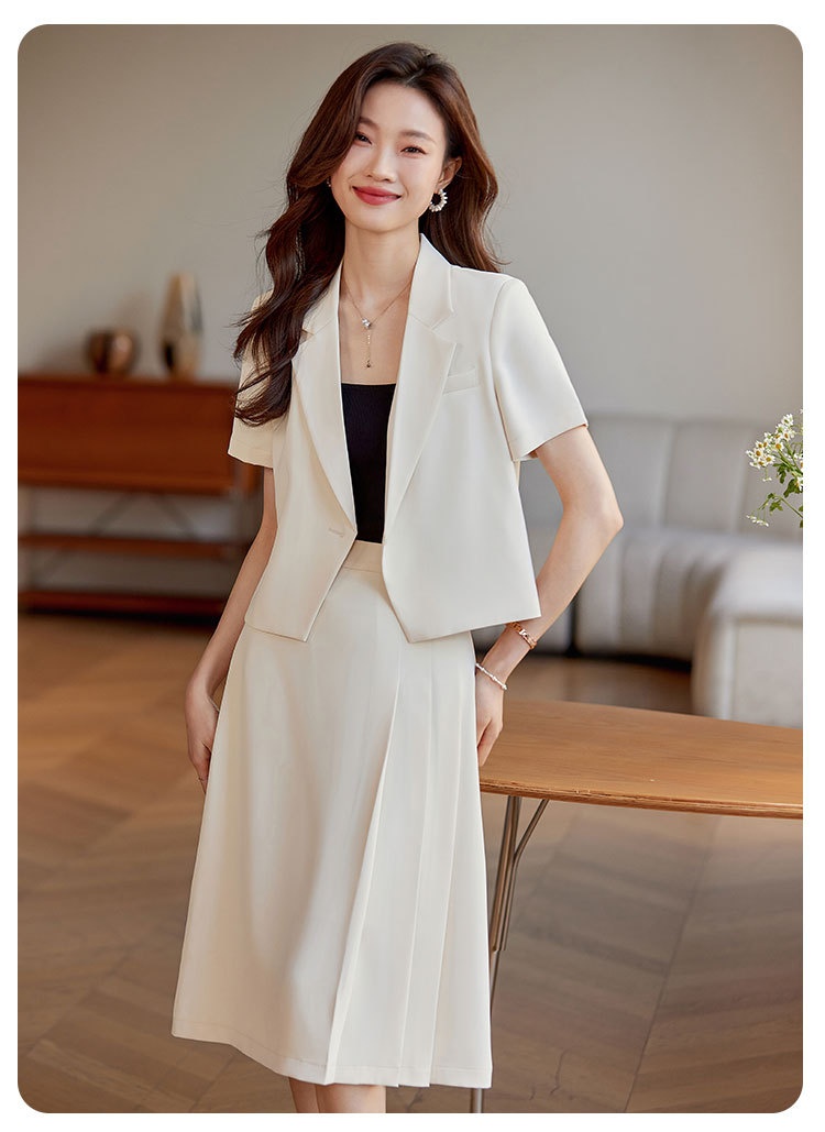 Chic, Age-reducing Two-piece Skirt Set For Petite Figures