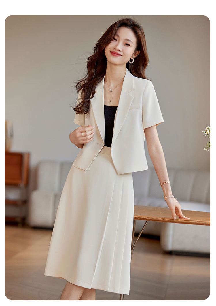 Chic, Age-reducing Two-piece Skirt Set For Petite Figures