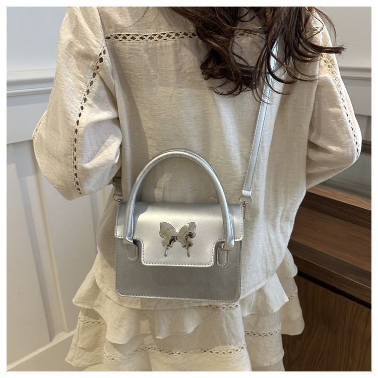 Buy Women's Clothing Online | Buy Trending Dresses for Women