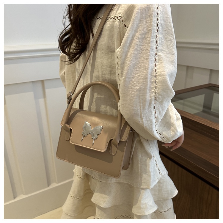 Buy Women's Clothing Online | Buy Trending Dresses for Women