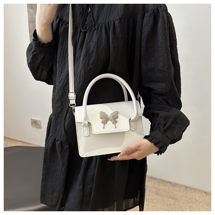Buy Women's Clothing Online | Buy Trending Dresses for Women