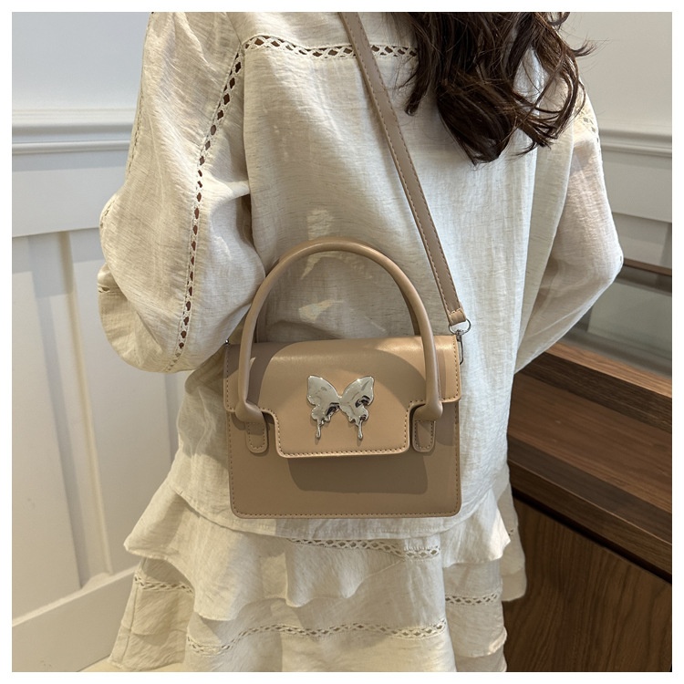 Buy Women's Clothing Online | Buy Trending Dresses for Women