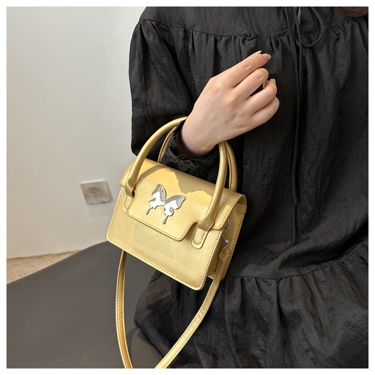 Buy Women's Clothing Online | Buy Trending Dresses for Women