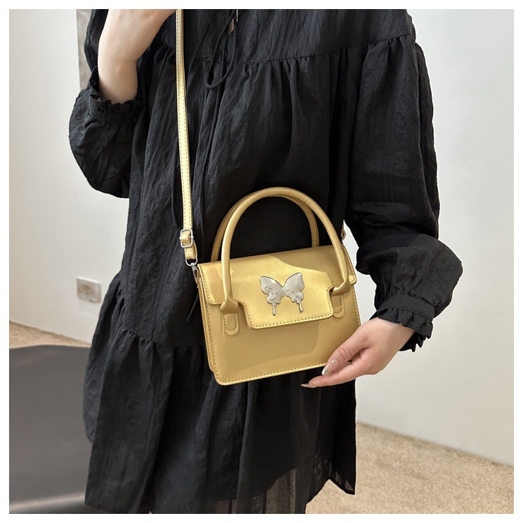 Buy Women's Clothing Online | Buy Trending Dresses for Women