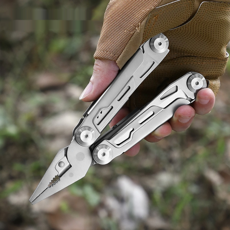 Outdoor Portable Multi-Use Multifunctional Tool Pliers 3
