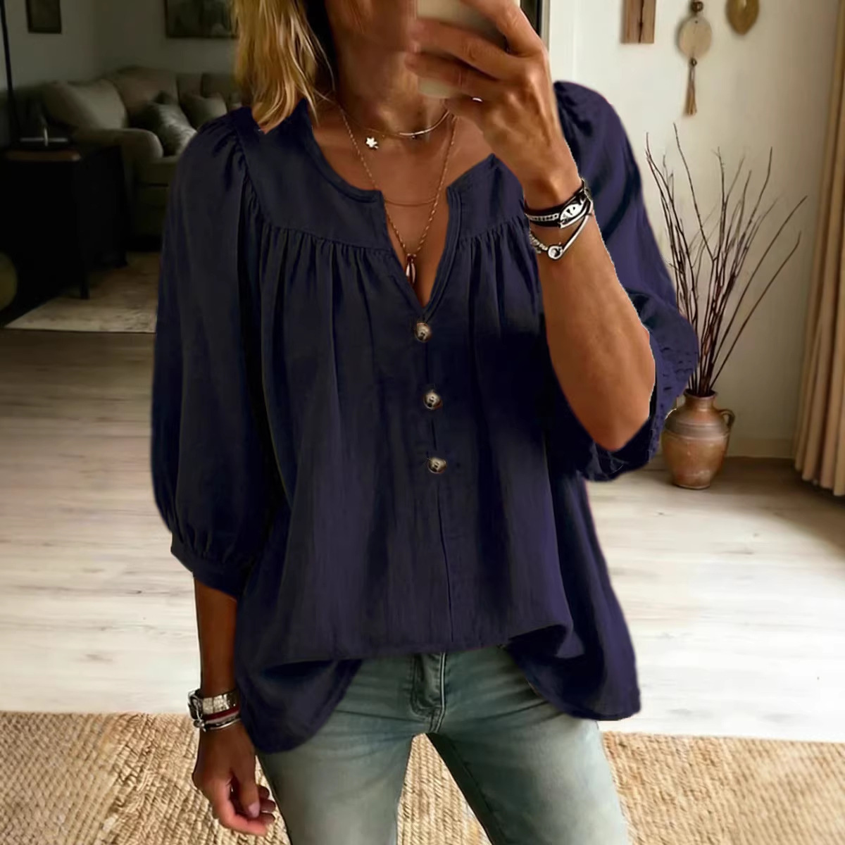 US size chart for women's linen three-quarter sleeve buttoned T-shirt – bust measurements