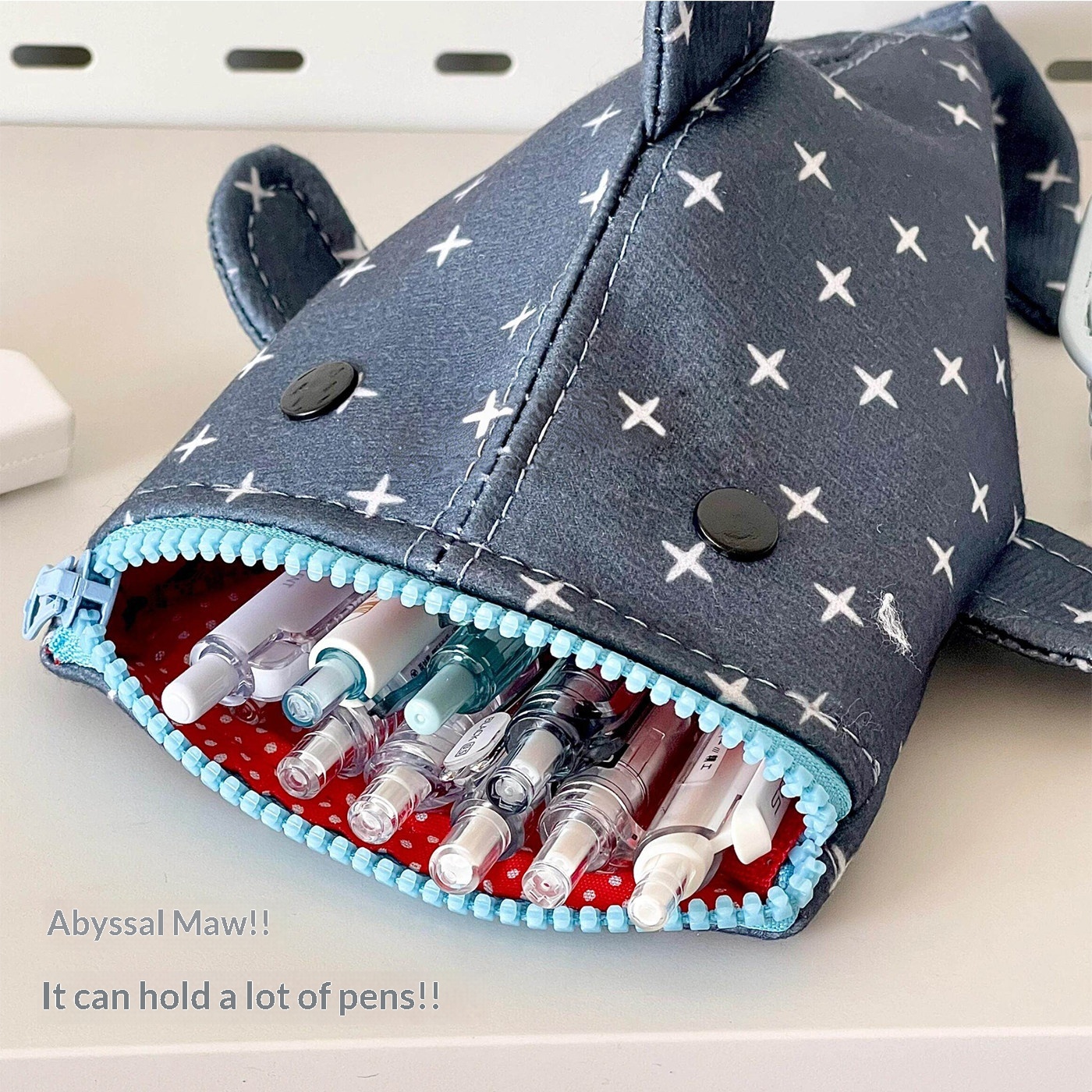 https://oss-cf.cjdropshipping.com/product/2026/05/04/01/8c600be7-eca7-4d55-8930-cdebf1753fbc.jpg