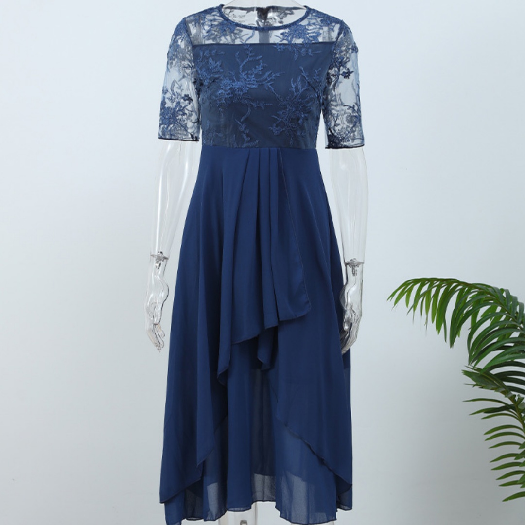 Fashionable And Elegant Women's Dress