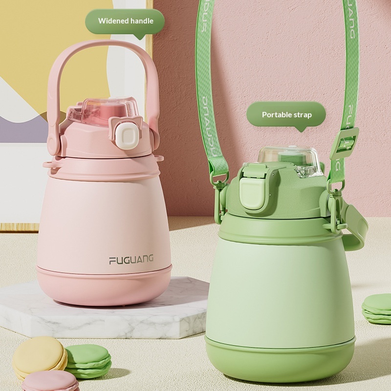 Stainless Steel Insulated Water Bottle With A Popping Lid And Straw