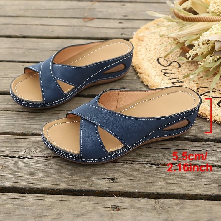 Summer Outdoor Lightweight Beach Sandals 25 8476b26f 782c 423f a0d2 ab9d412d3daa water