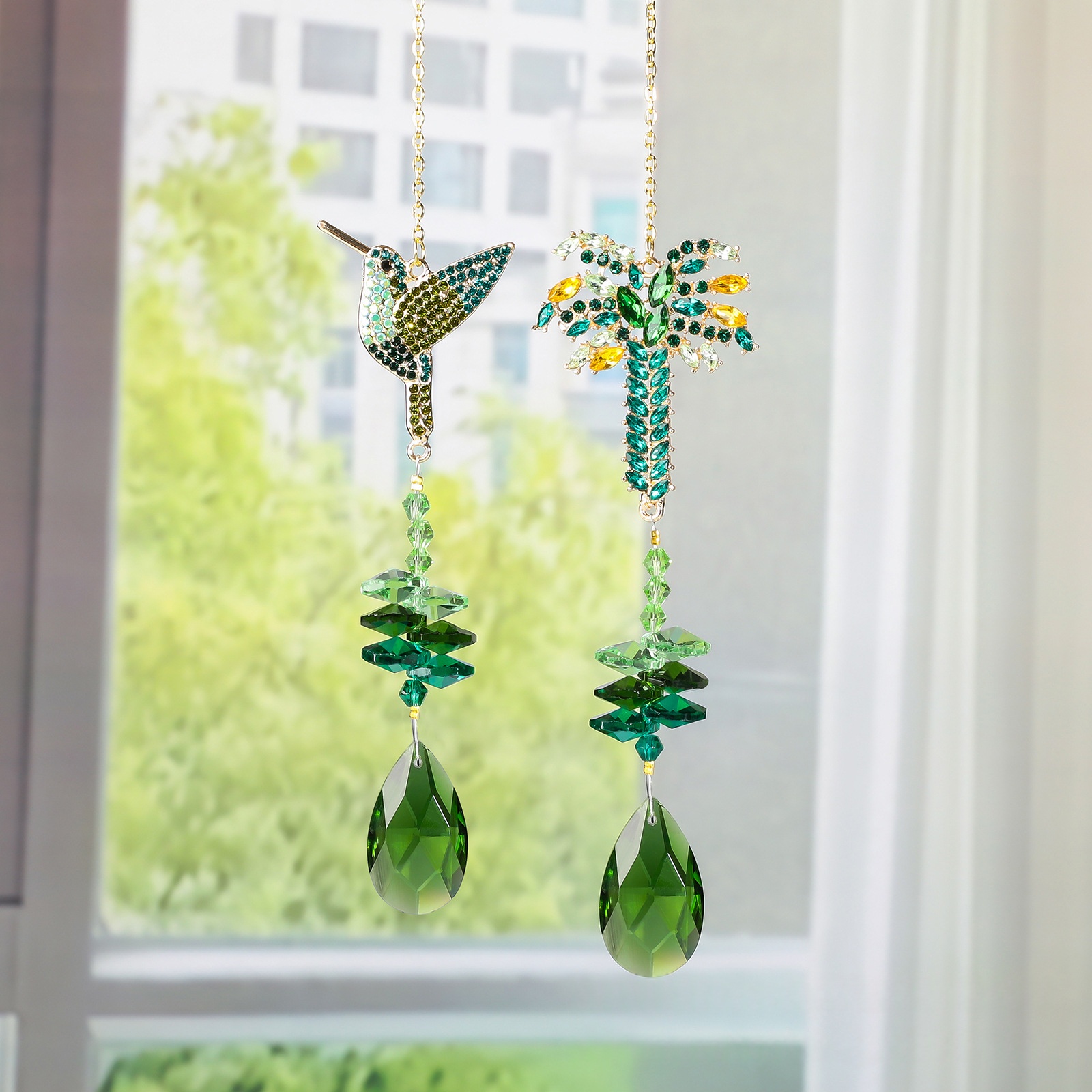 Courtyard Craft Wind Chimes Crystal Pendants