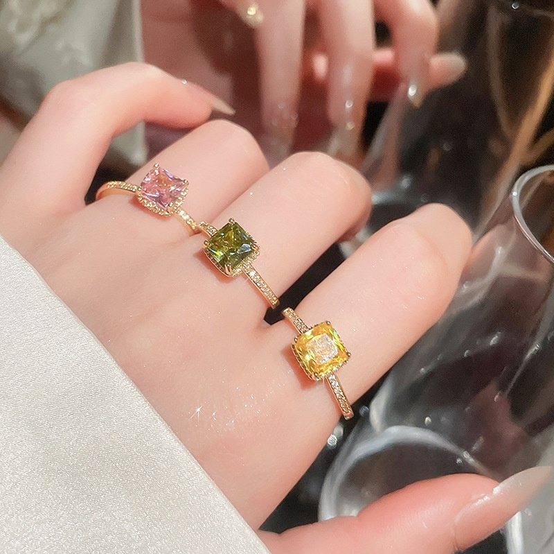 Designer-style Niche Ring Delicate And Versatile Womens Jewelry