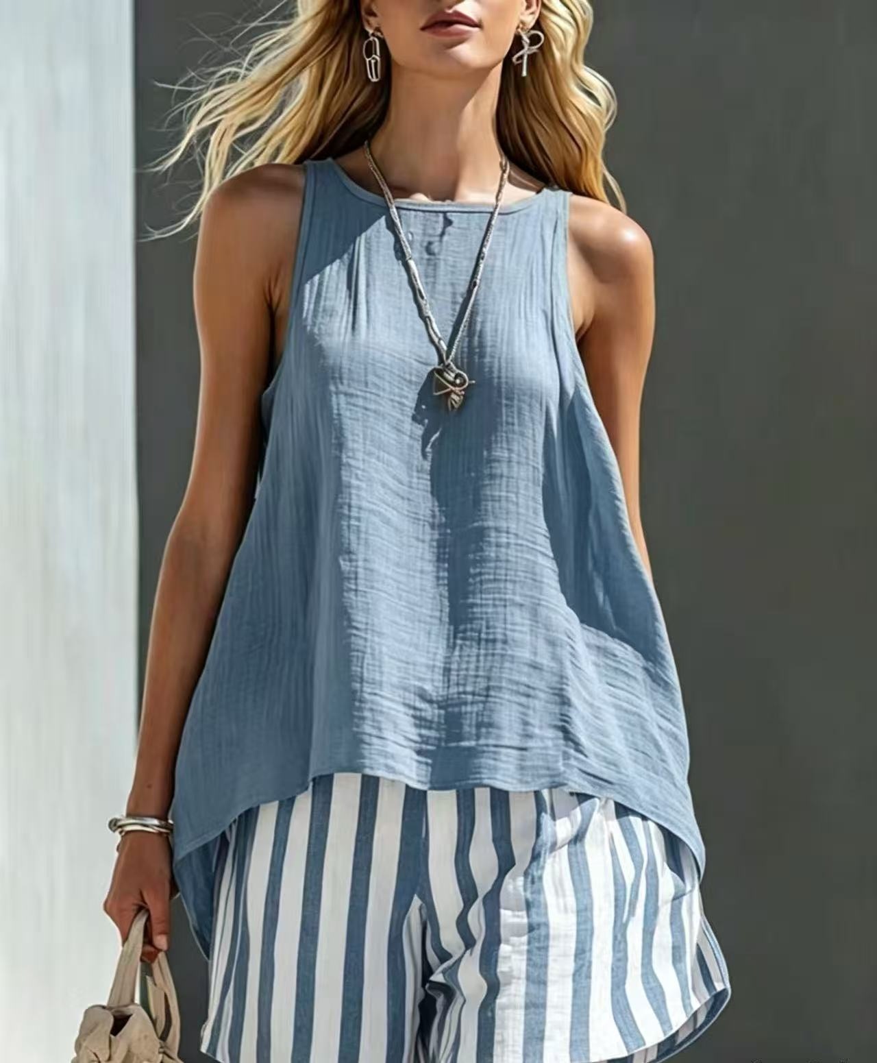Women's Long-Sleeve Button-Up Shirt in Sky Blue – V-neck loose-fit solid color casual