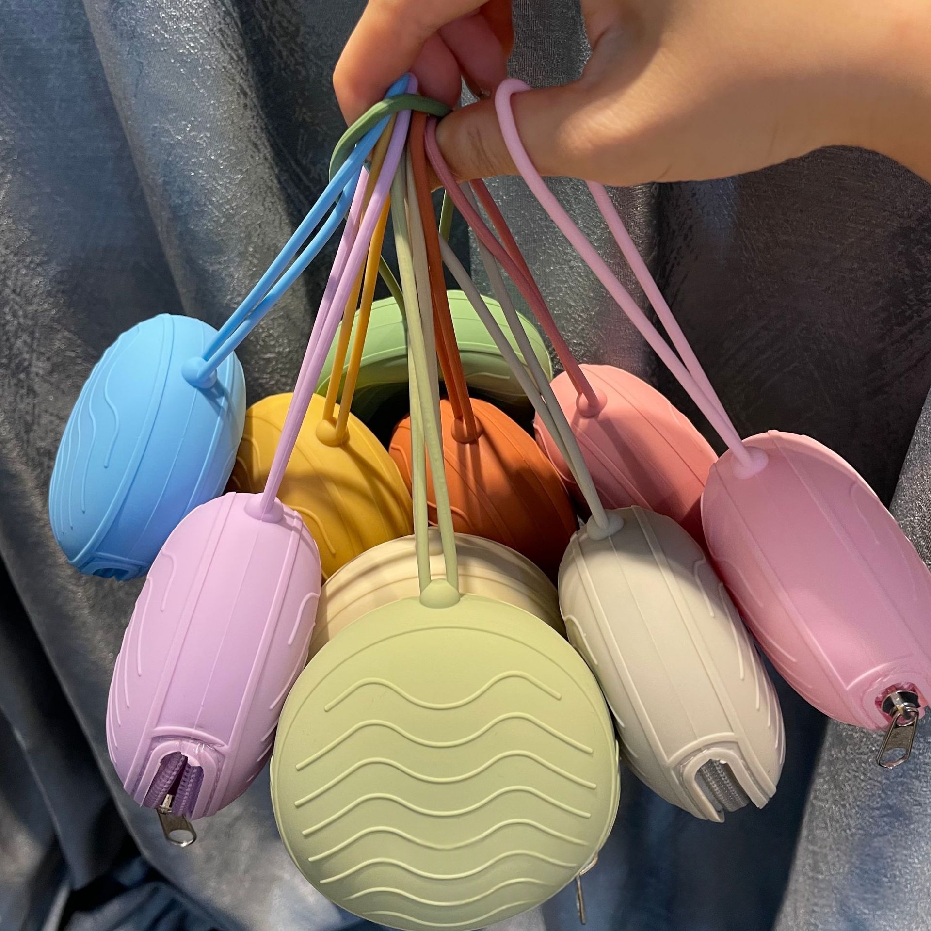 Childrens Portable Silicone Storage Bag