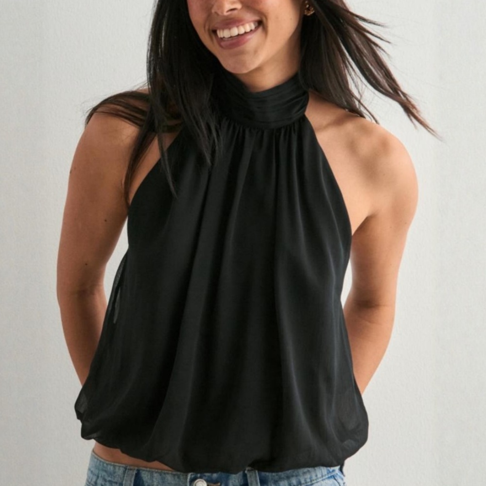 Womens Sleeveless Figure-hugging Halter Top