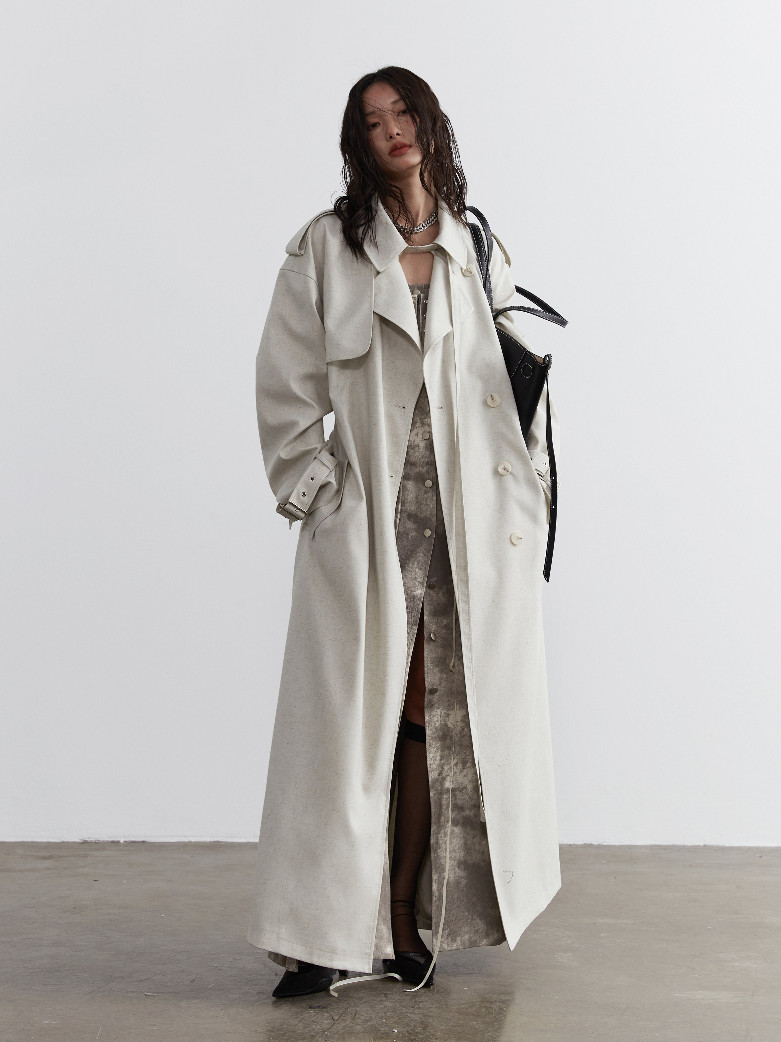Lime-white Bandage-decorated Unisex Long Trench Coat thumbnail 4