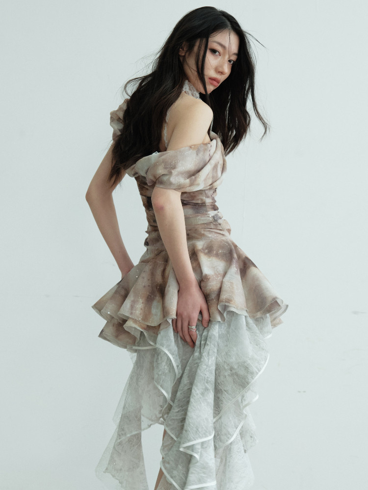 Retro Pleated Off-shoulder Printed Ruffled Vest Top thumbnail 4