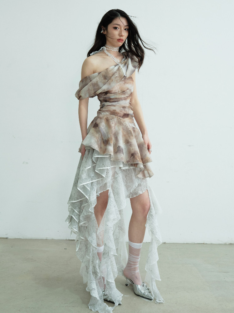 Retro Pleated Off-shoulder Printed Ruffled Vest Top thumbnail 3