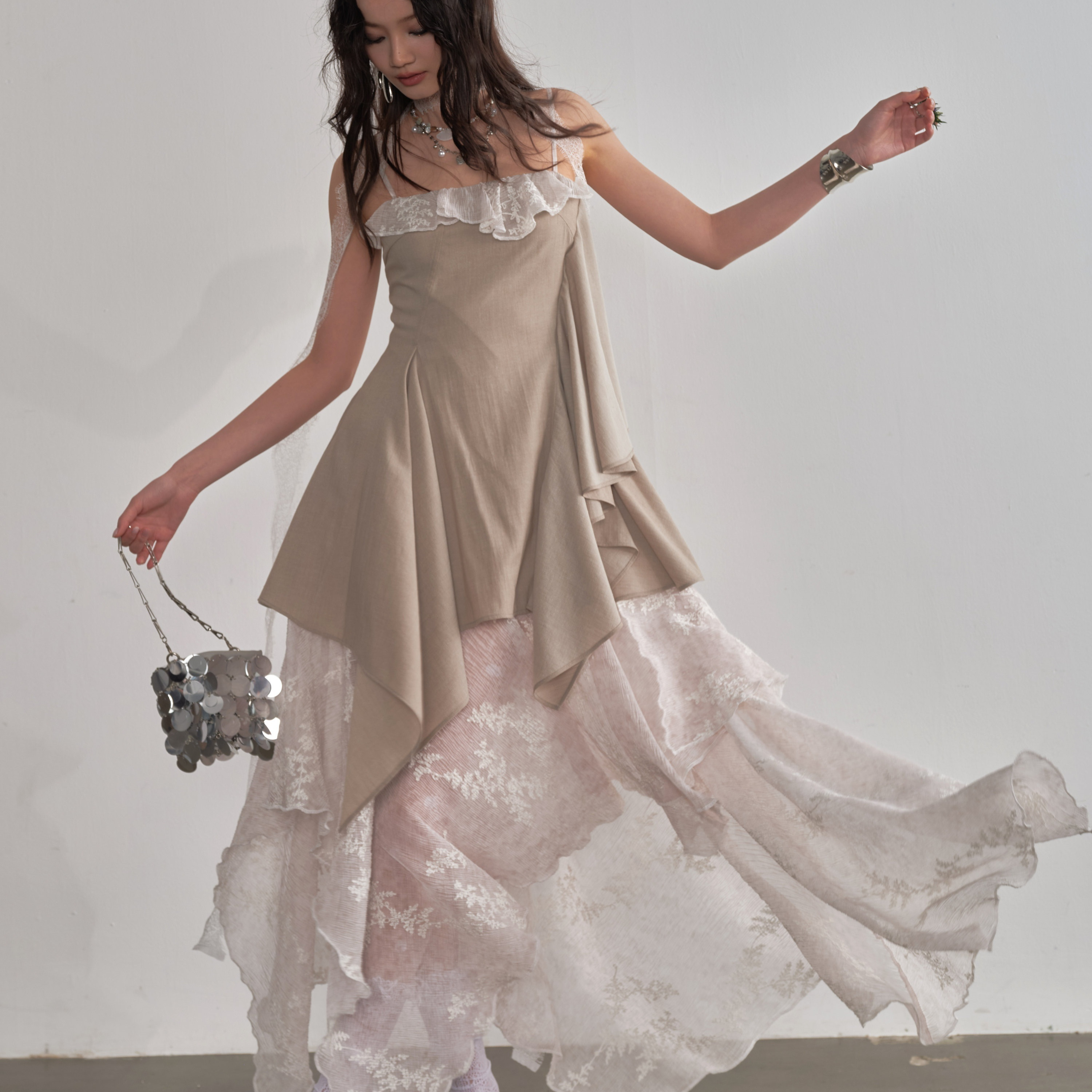 Irregularly Embroidered Patchwork Strap Dress With A Sense Of Layering