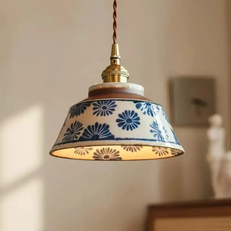 Medieval-style Vintage Ceramic Art Lamp