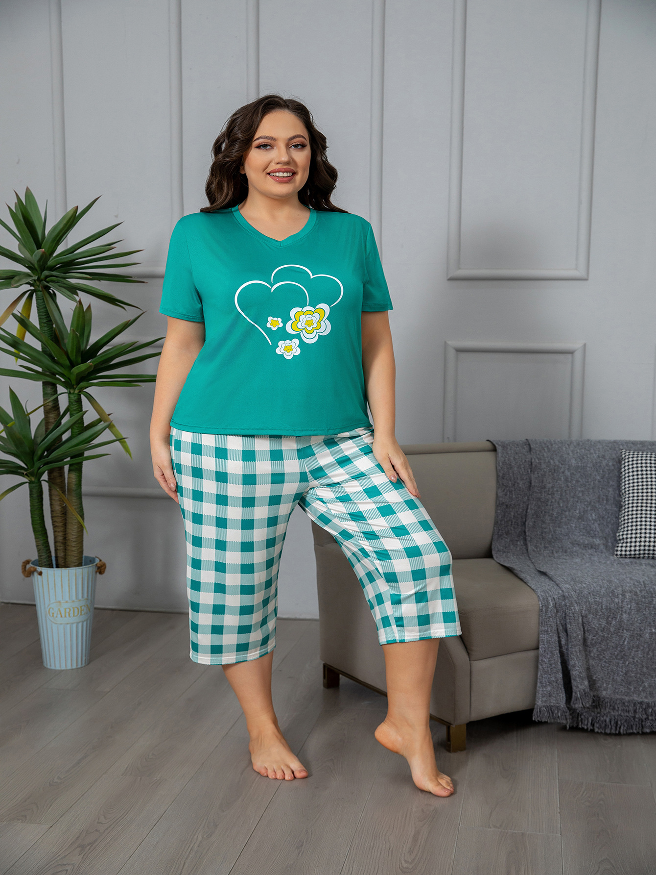 Buy Women's Clothing Online | Buy Trending Dresses for Women