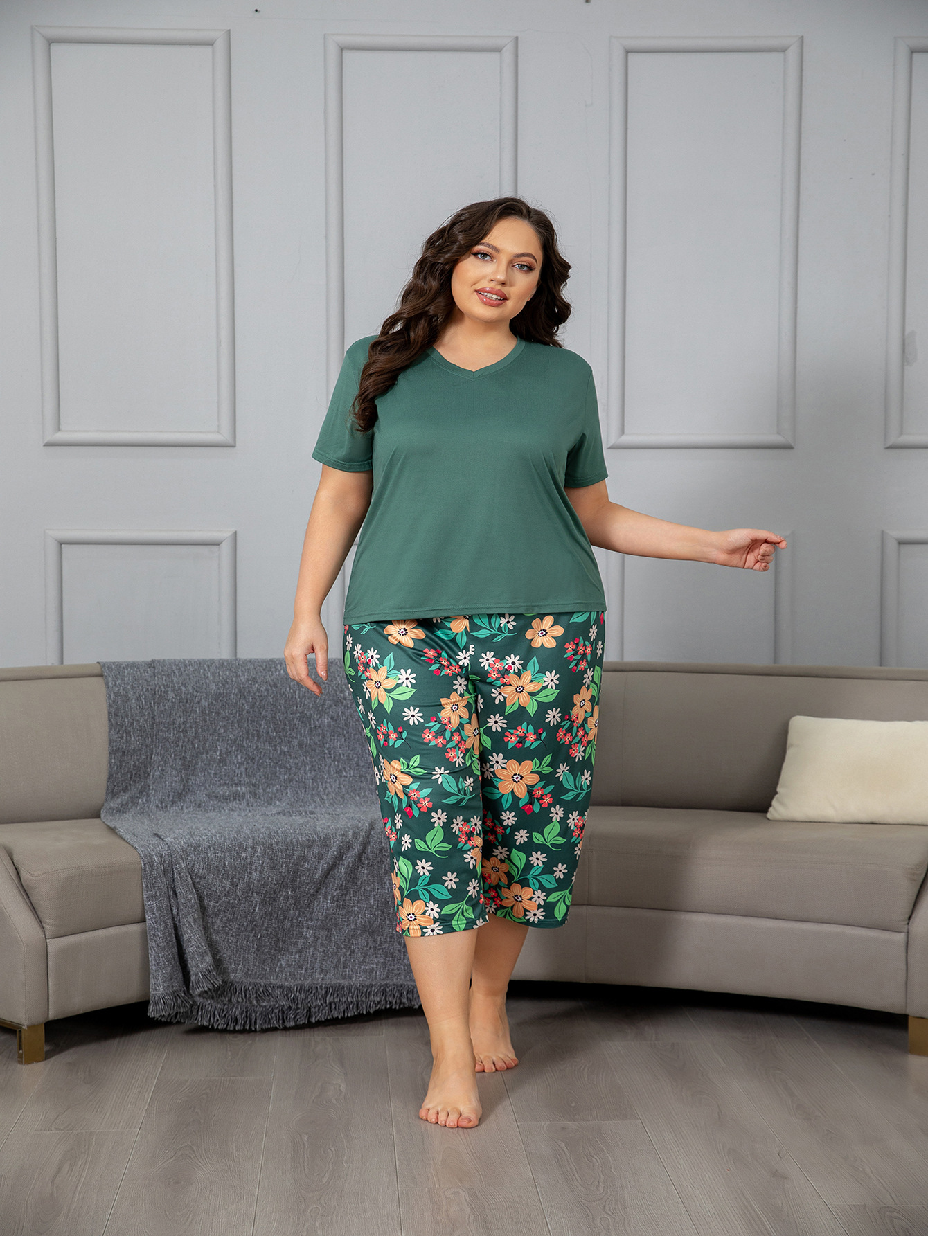 Buy Women's Clothing Online | Buy Trending Dresses for Women