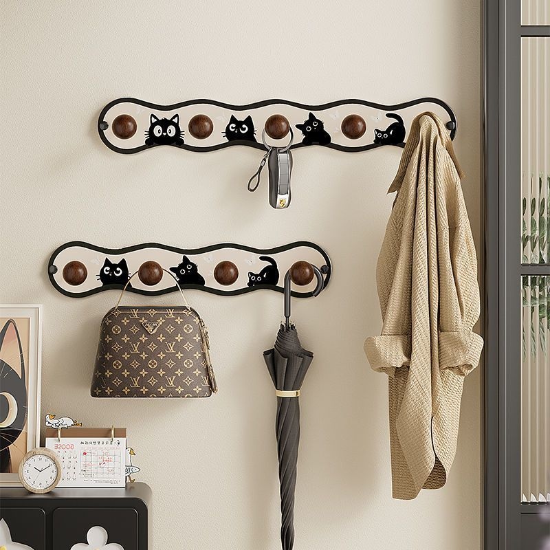 Wall-mounted Coat And Hat Rack With Hooks For The Entryway Door