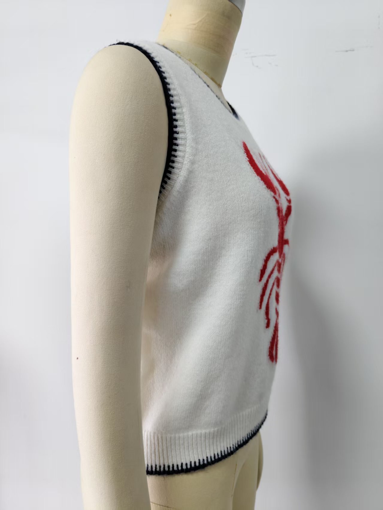 Women's knit vest in White Blue – full outfit styling for vacation and casual wear