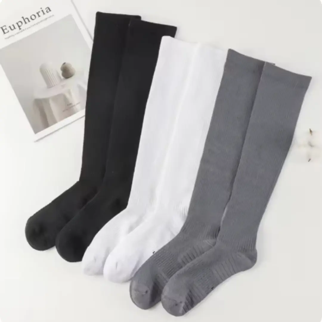 Slimming Compression Socks Made Of Bamboo Fiber Antibacterial And Deodorizing.