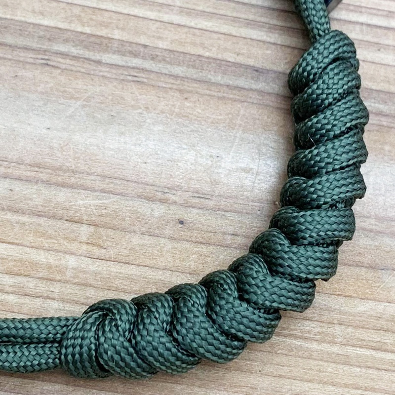 Multi-Functional Windproof Flint Outdoor Survival Magnesium Rod