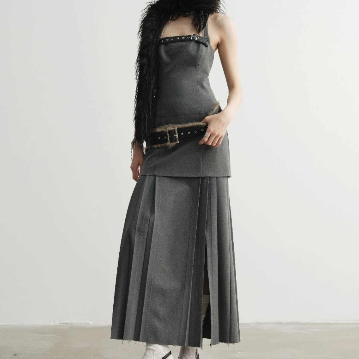 Temperament Gray Hanging Neck Pleated Slit Dress